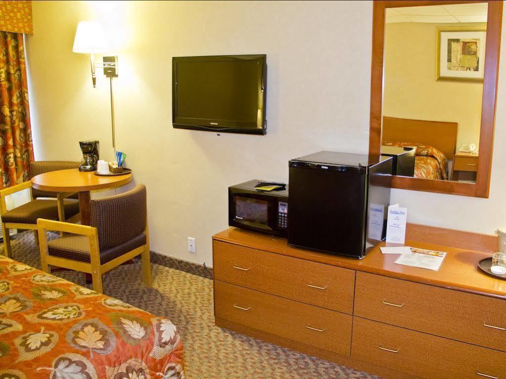 Quality Inn East Stroudsburg - Poconos Exterior photo